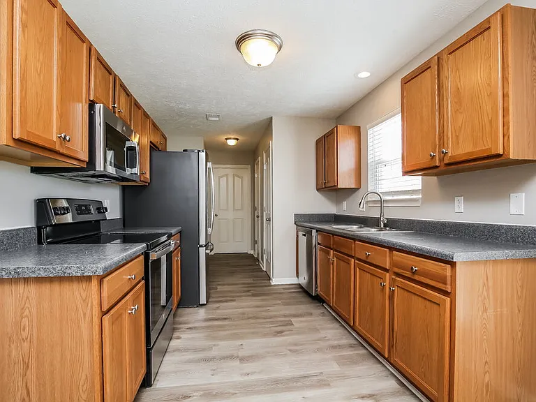 1111 Nahanee Ct — Photo 7