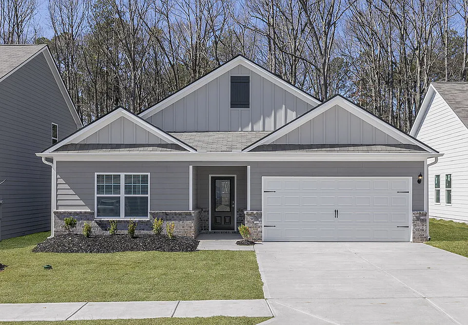 138 Howell Dr