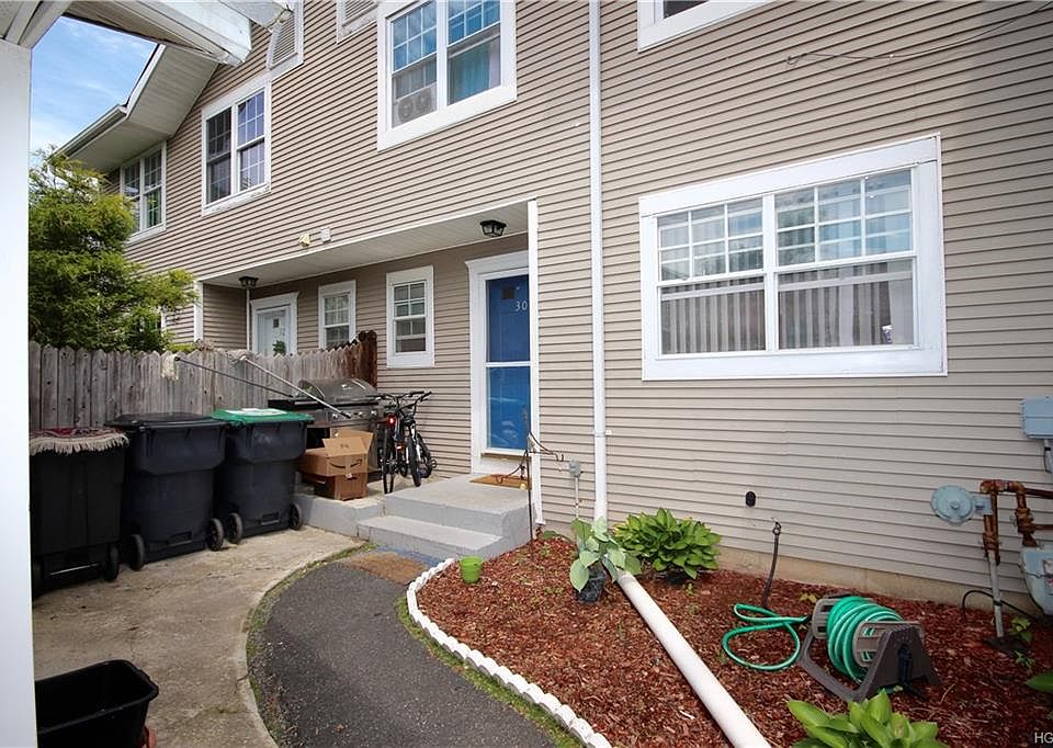1st image of 30 Brookside Dr W