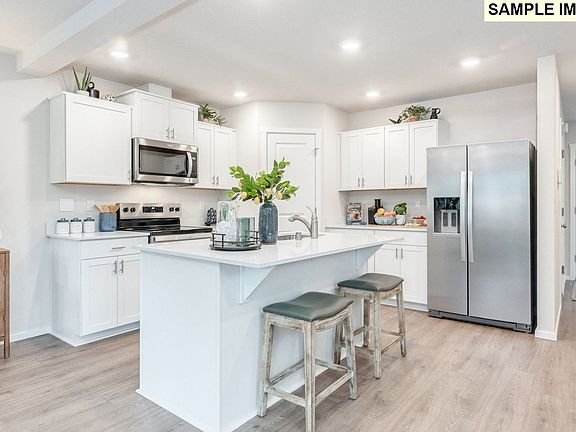 3rd image of 11106 SE Maxon Rd