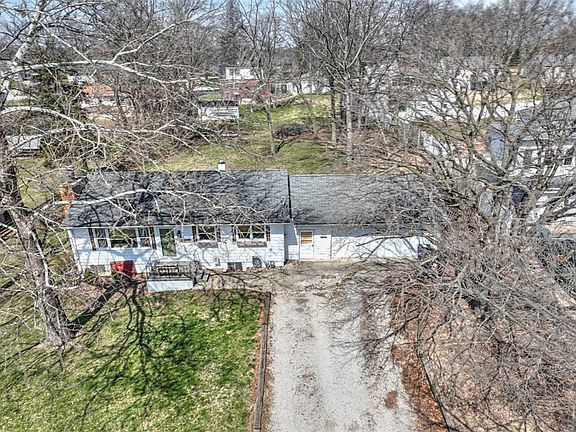 2nd image of 4000 Bayview Dr