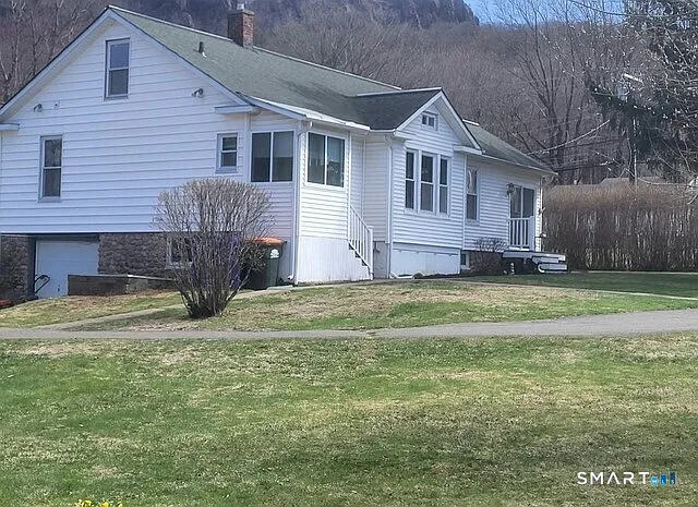 1644 Meriden Ave — Photo 20