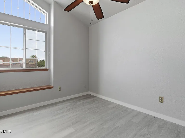 6900 Imperial Ridge Dr — Photo 15