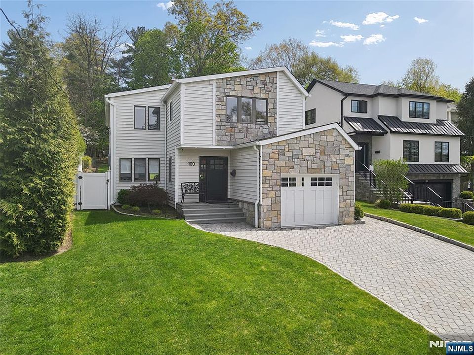 1st image of 160 Magnolia Ave