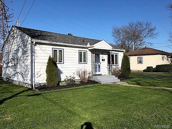3rd image of 74 Oakwood Ter