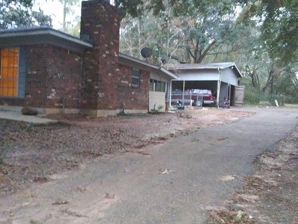 2nd image of 887 Bryant St