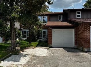 37 Middleton Ct S, Markham, ON L3R 3G6