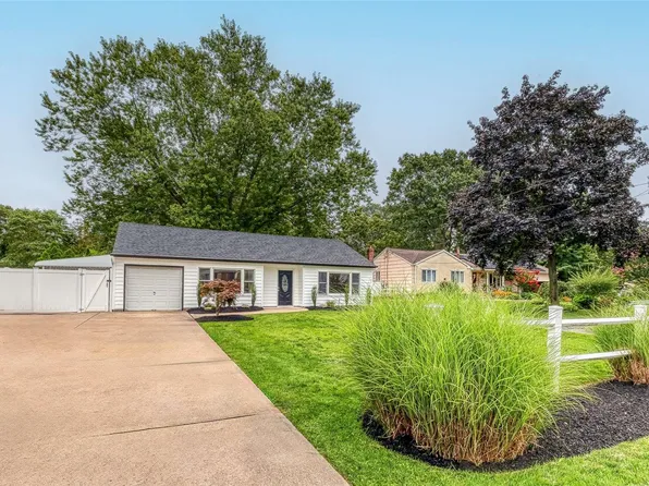 1041 Terry Road, Ronkonkoma, NY 11779