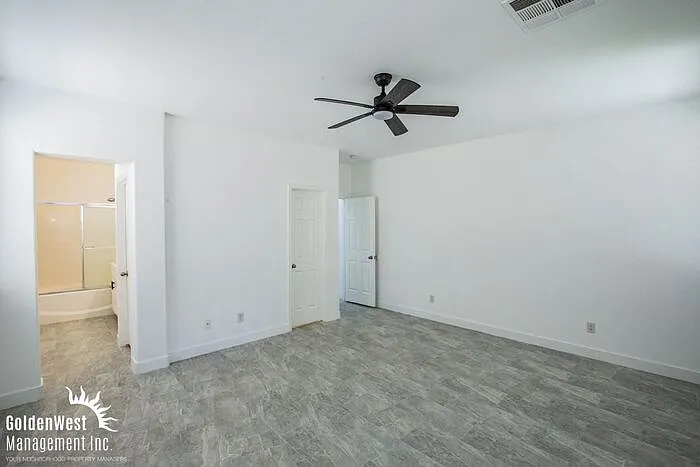 11235 Tribiani Ave — Photo 8