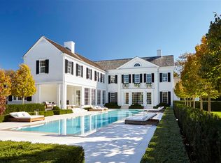 11 Christopher St, Southampton, NY 11968