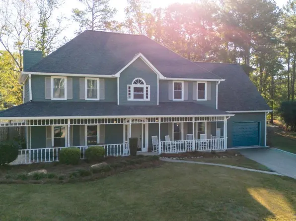 1928 Stonewood Dr, Lithia Springs, GA 30122