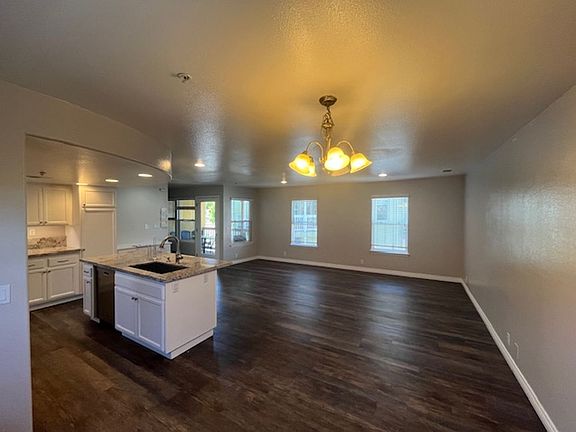 2nd image of 1144 Walnut St Unit 13