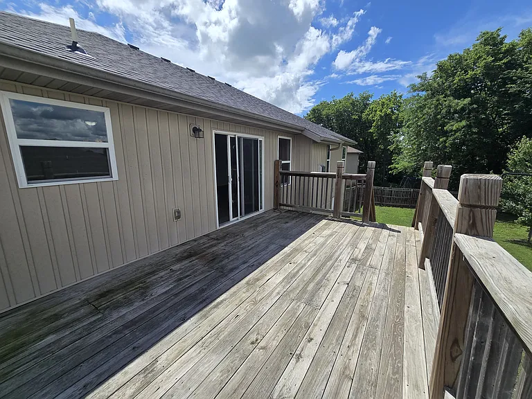 5731 W David St — Photo 16