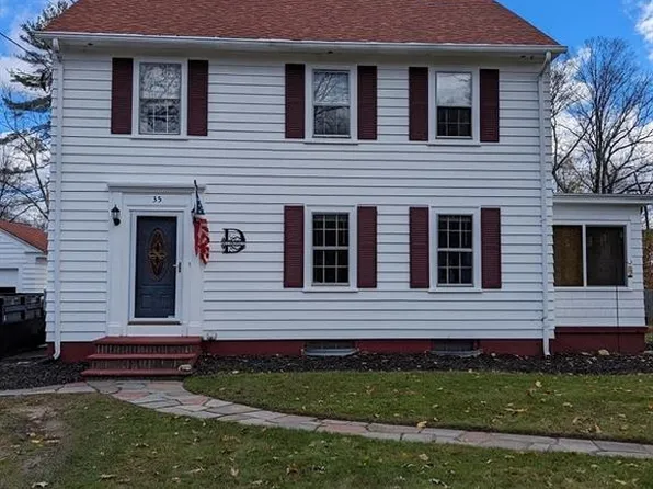 35 Howard Ave, Pascoag, RI 02859