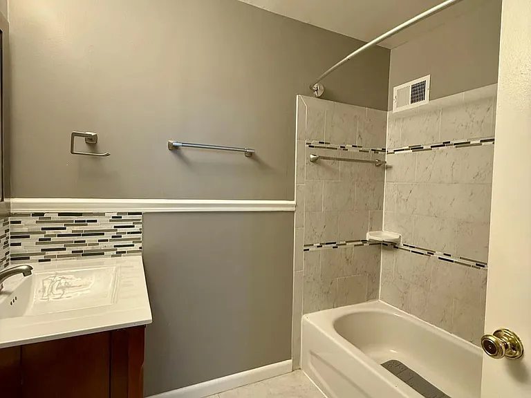 6526 Beechwood Dr #14 — Photo 27