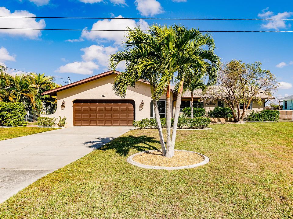 Front of 221 SE 6t St. Cape Coral, FL