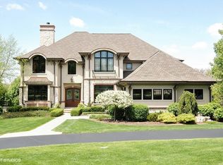 7155 Fairway Dr, Crystal Lake, IL 60014