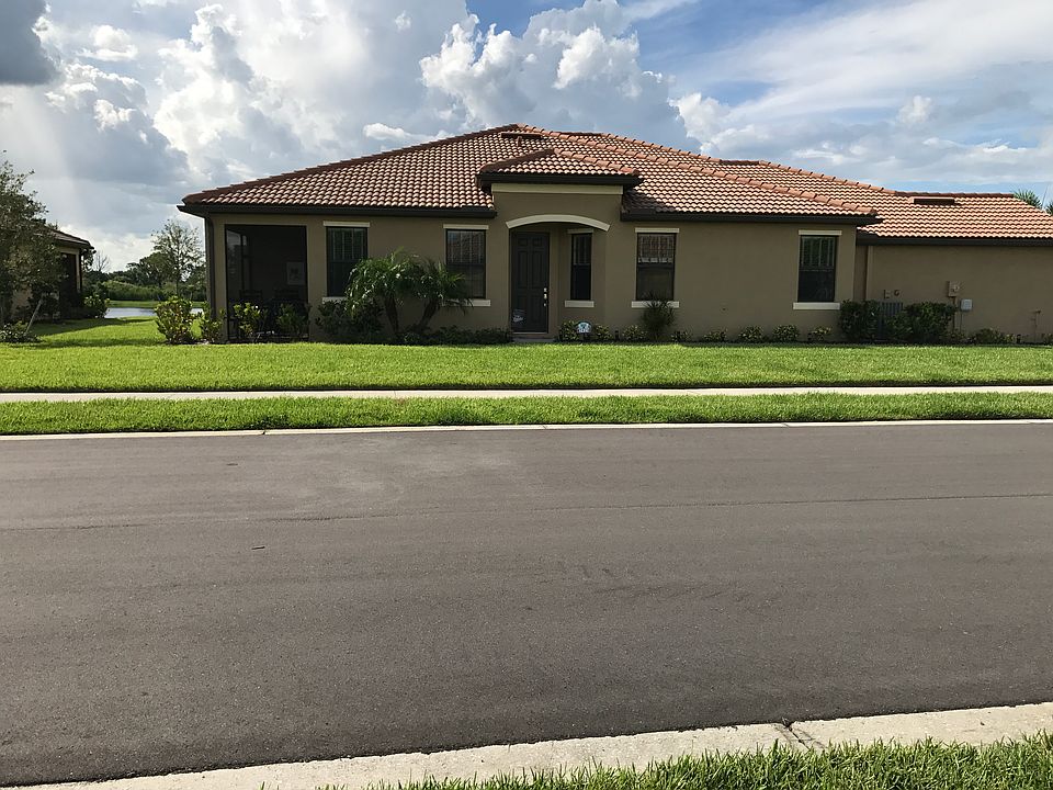 1st image of 2423 Daisy Dr