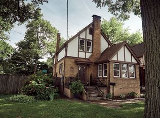 6748 Murray Ave, Cincinnati, OH 45227