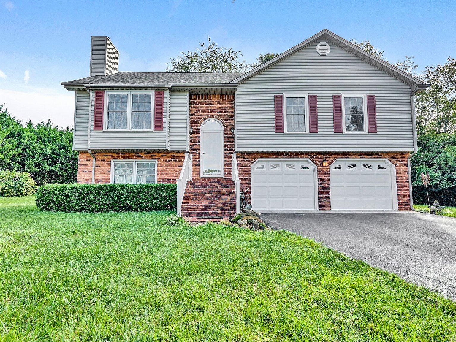 876 Barrens Village Ln, Roanoke, VA 24019 Zillow