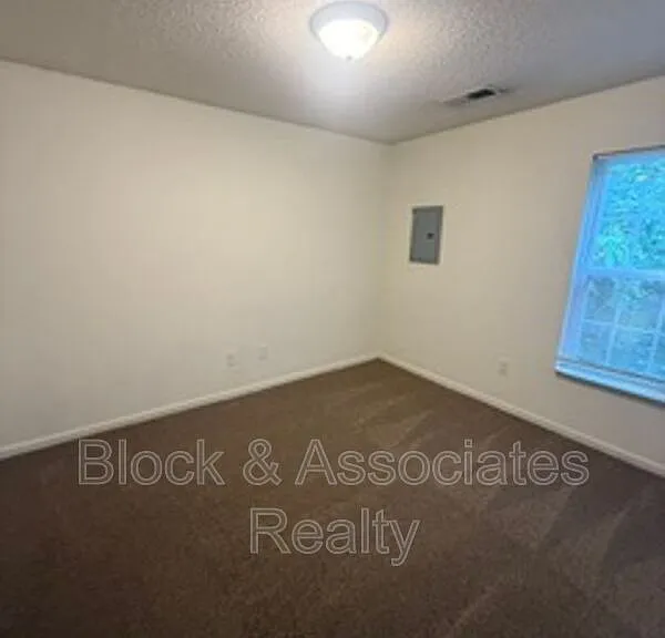 656 Cascade Ave #B — Photo 6