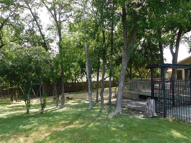 1006 Porpoise St — Photo 6
