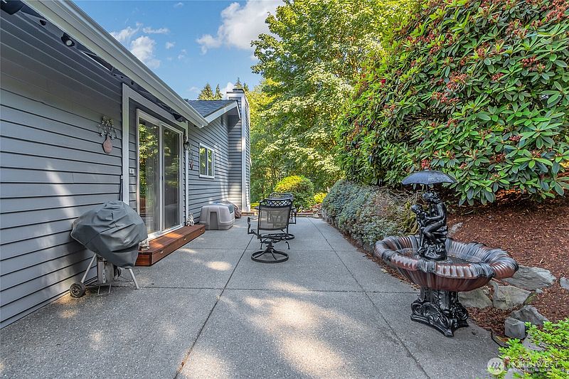 4th image of 30925 22nd Avenue SW