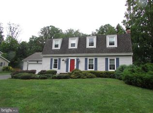 20 Woodlane Rd, Lawrenceville, NJ 08648