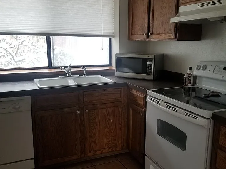 2653 Juniper Ave — Photo 4