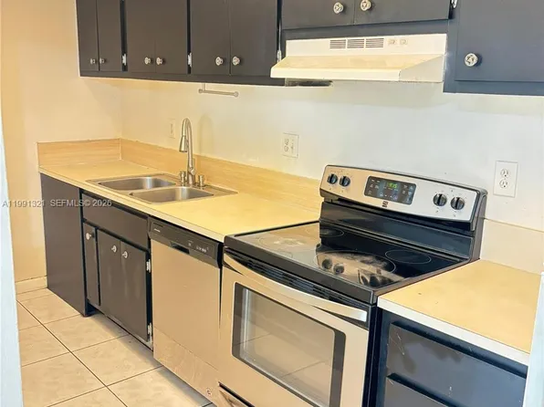 4270 NW 79th Ave APT 2D, Doral, FL 33166