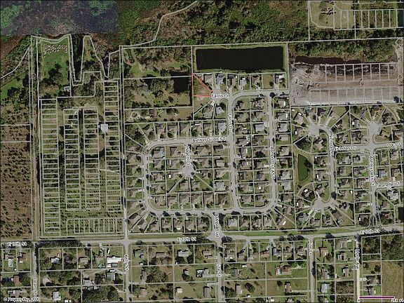 4th image of 1820 Farris Ct
