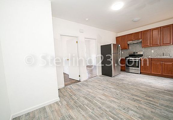 4th image of 23-20 28th Ave #3R