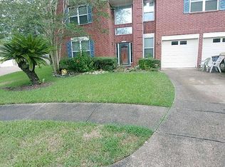 1306 Hunter Wood Dr, League City, TX 77573