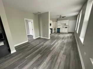 3601 W Wolfram St #2R, Chicago, IL 60618