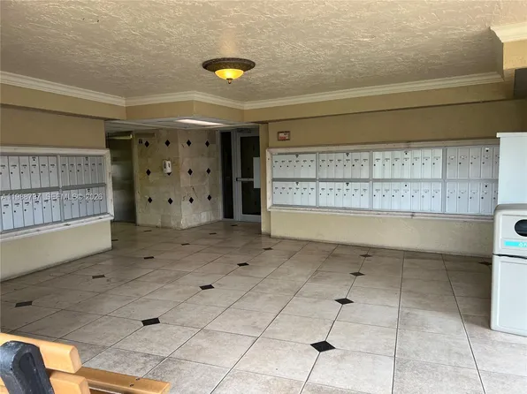 13120 SW 92nd Ave, Miami, FL