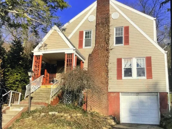 1967 Decatur Ave, Wheeling, WV 26003