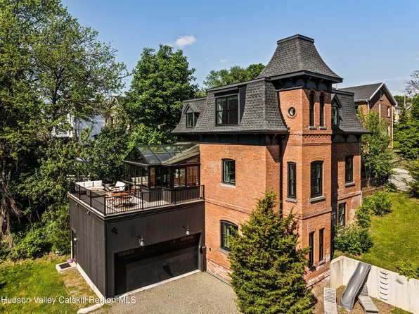 33 Davis Street, Beacon, NY 12508
