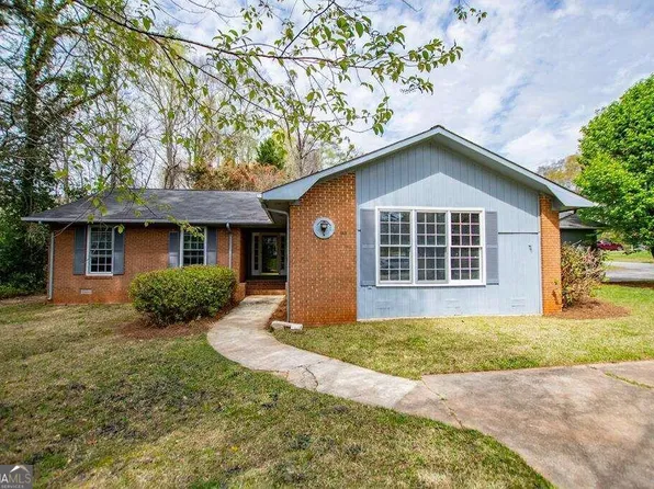 412 W White St, Carrollton, GA 30117