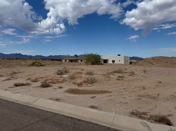 10866 Concho Dr, Wellton, AZ 85356