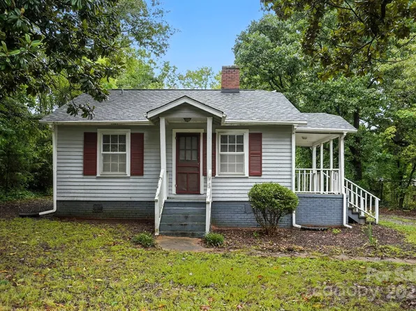 106 W Henry St, Belmont, NC 28012