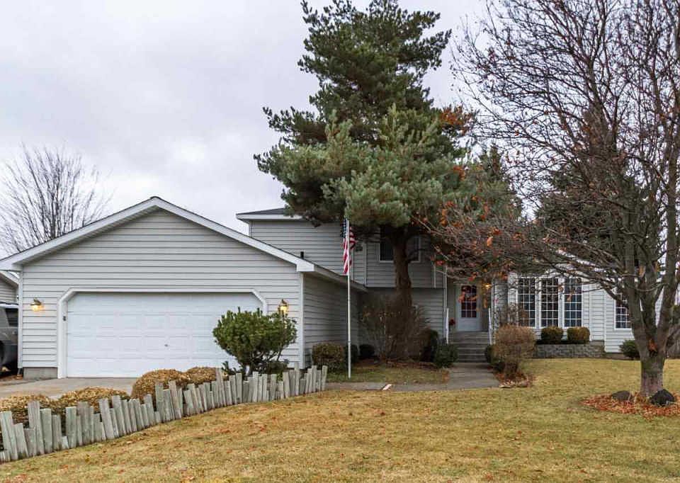 1st image of 3411 E 58th Ct