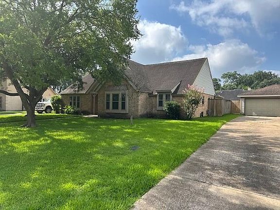 2nd image of 18015 Heaton Dr