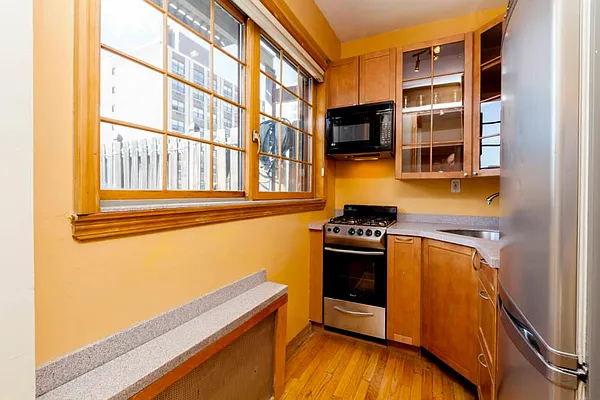 Rented by Town Residential | media 8