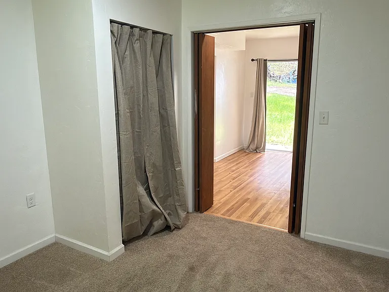 22156 Feather River Dr #B — Photo 17
