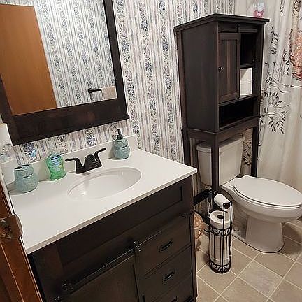 Kid bathroom 