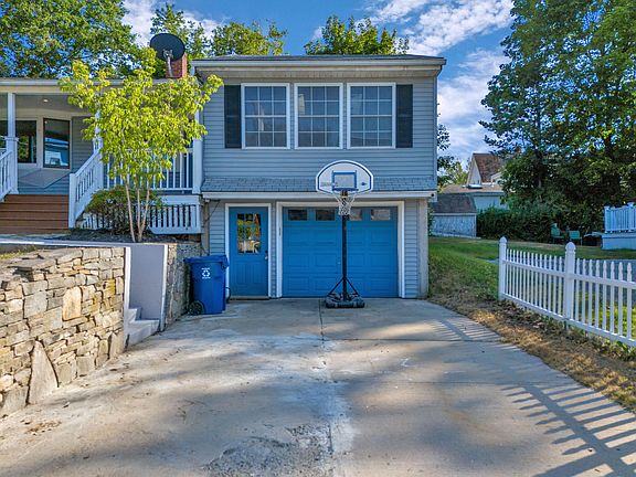 5th image of 11 Upland Avenue