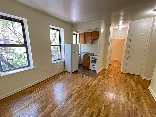 Rented by Best Apartments North Inc | media 25