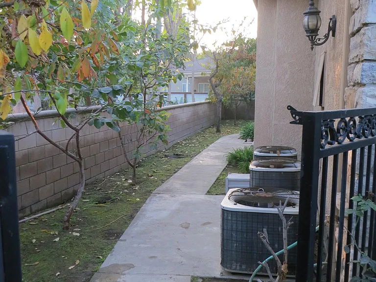 713 Pamela Cir — Photo 64