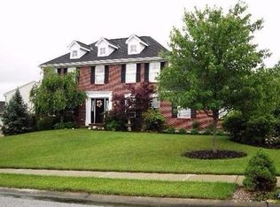 2839 Rolling Green Ct, Burlington, KY 41005