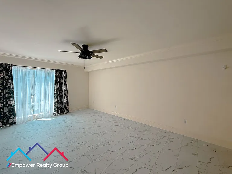 1515 14th Ave #302 — Photo 19
